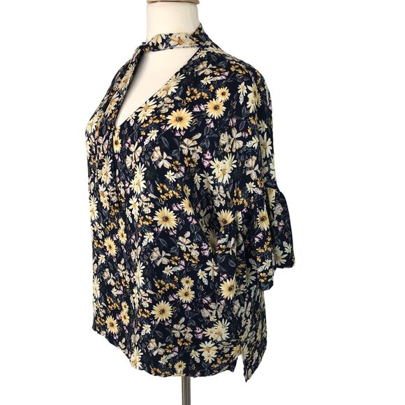 Suzanne Betro Chiffon Blouse V Neck Flounce Bell Sleeves Daisy Floral Size 3X - Picture 8 of 9